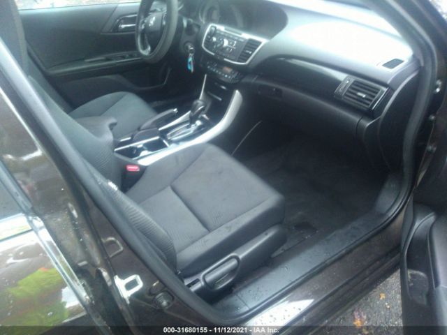 Photo 4 VIN: 1HGCR2F39GA047923 - HONDA ACCORD SEDAN 