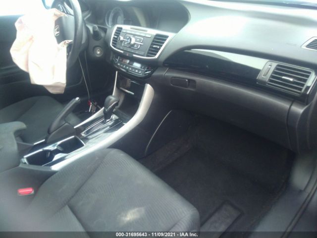 Photo 4 VIN: 1HGCR2F39GA105075 - HONDA ACCORD SEDAN 