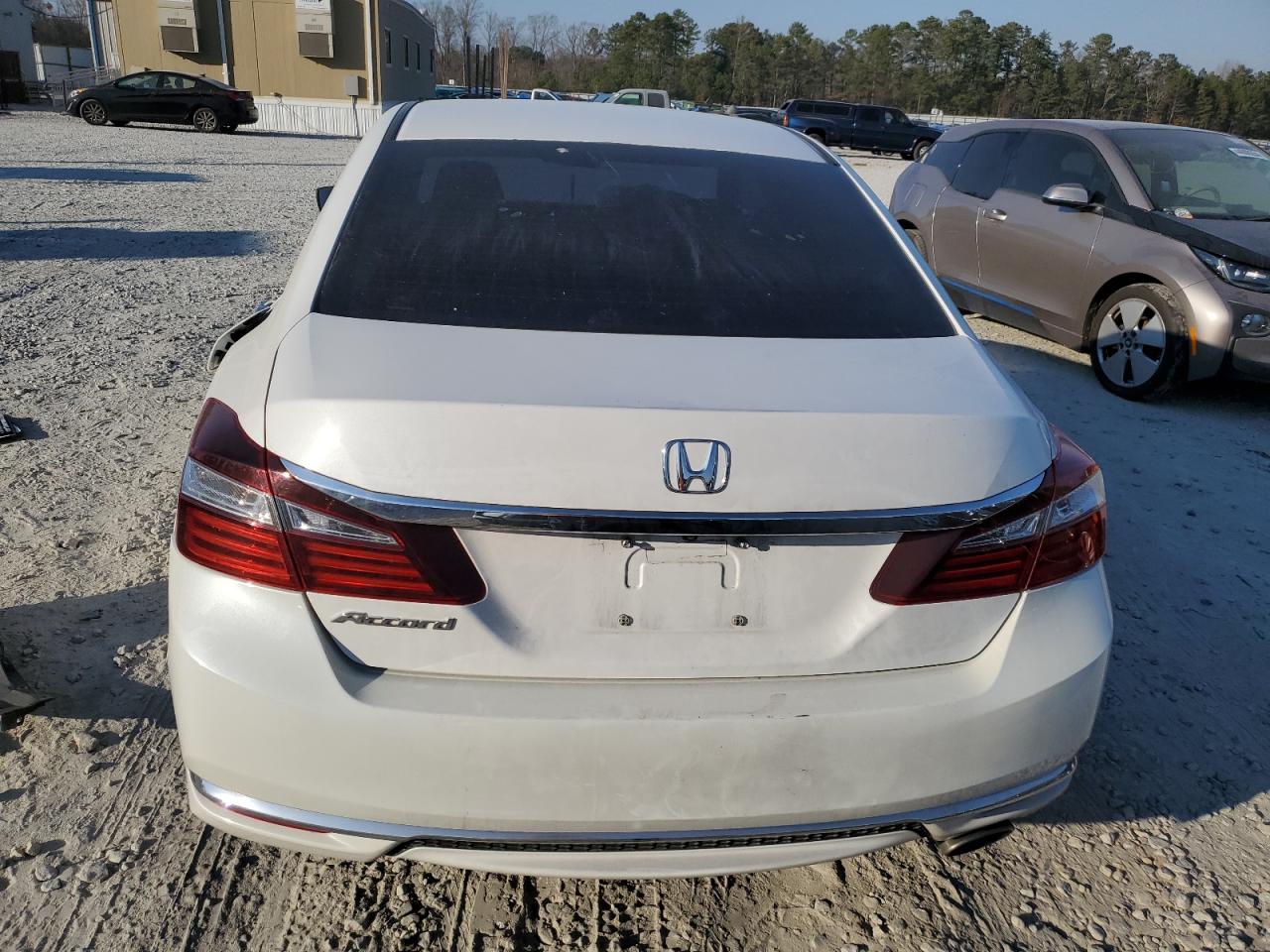 Photo 5 VIN: 1HGCR2F39GA106954 - HONDA ACCORD 