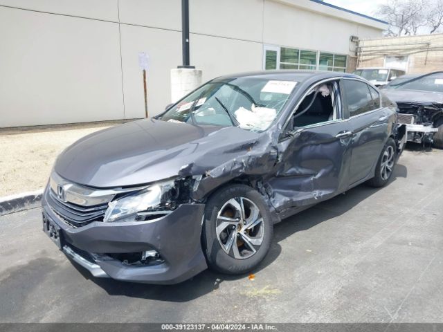 Photo 1 VIN: 1HGCR2F39GA116738 - HONDA ACCORD 