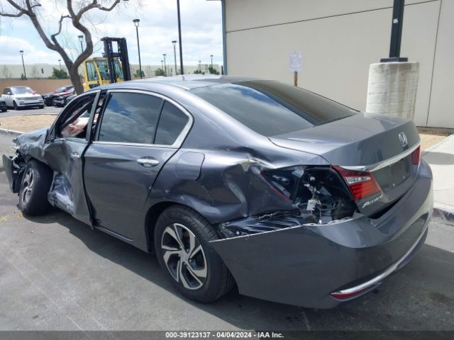 Photo 2 VIN: 1HGCR2F39GA116738 - HONDA ACCORD 