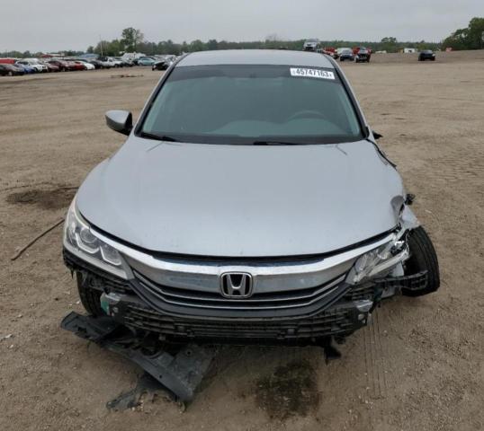 Photo 4 VIN: 1HGCR2F39GA199927 - HONDA ACCORD LX 