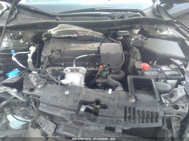 Photo 9 VIN: 1HGCR2F39HA021761 - HONDA ACCORD SEDAN 