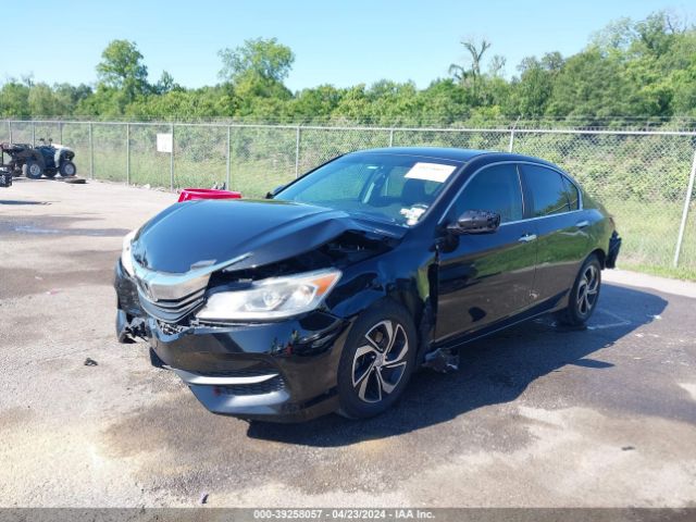 Photo 1 VIN: 1HGCR2F39HA041914 - HONDA ACCORD 