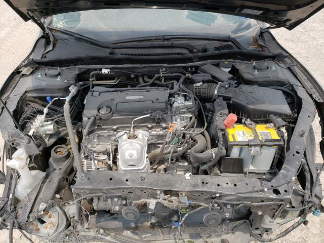 Photo 6 VIN: 1HGCR2F39HA082799 - HONDA ACCORD LX 