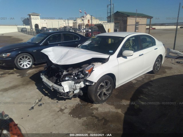 Photo 1 VIN: 1HGCR2F39HA088795 - HONDA ACCORD SEDAN 