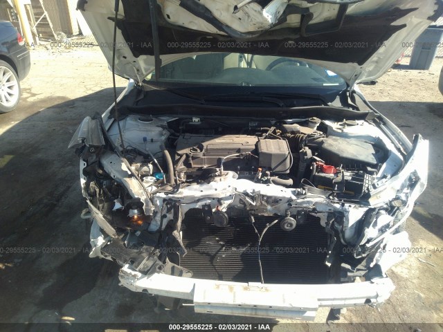 Photo 9 VIN: 1HGCR2F39HA088795 - HONDA ACCORD SEDAN 