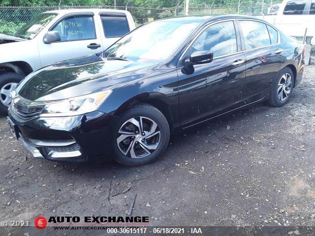 Photo 1 VIN: 1HGCR2F39HA117079 - HONDA ACCORD SEDAN 