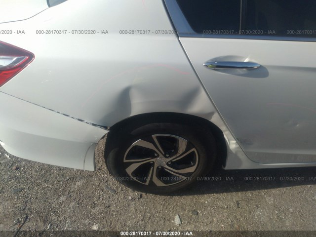 Photo 5 VIN: 1HGCR2F39HA128051 - HONDA ACCORD SEDAN 