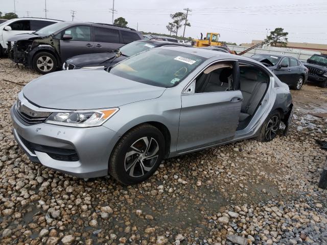 Photo 1 VIN: 1HGCR2F39HA138157 - HONDA ACCORD LX 