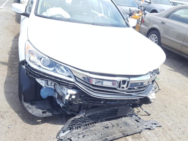 Photo 8 VIN: 1HGCR2F39HA140796 - HONDA ACCORD LX 