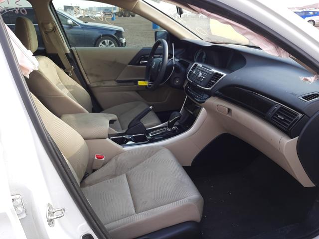 Photo 4 VIN: 1HGCR2F39HA146789 - HONDA ACCORD LX 