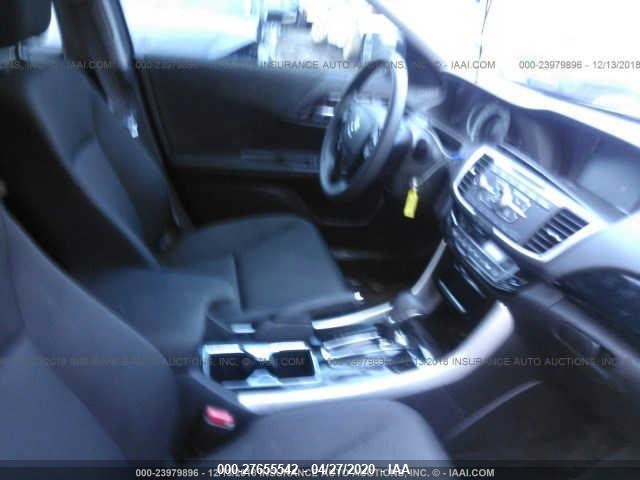 Photo 4 VIN: 1HGCR2F39HA148851 - HONDA ACCORD SEDAN 