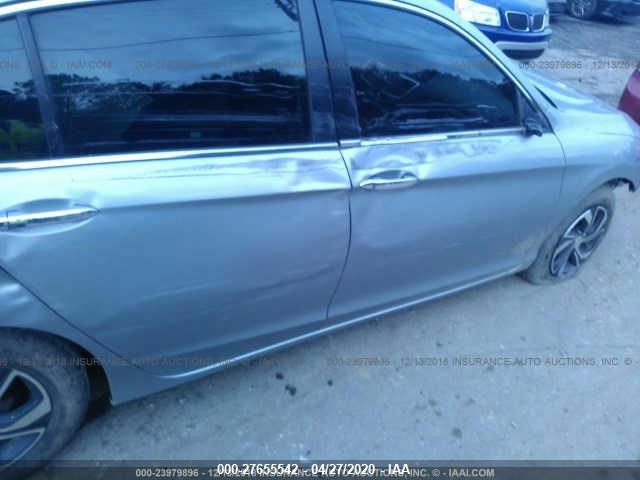 Photo 5 VIN: 1HGCR2F39HA148851 - HONDA ACCORD SEDAN 