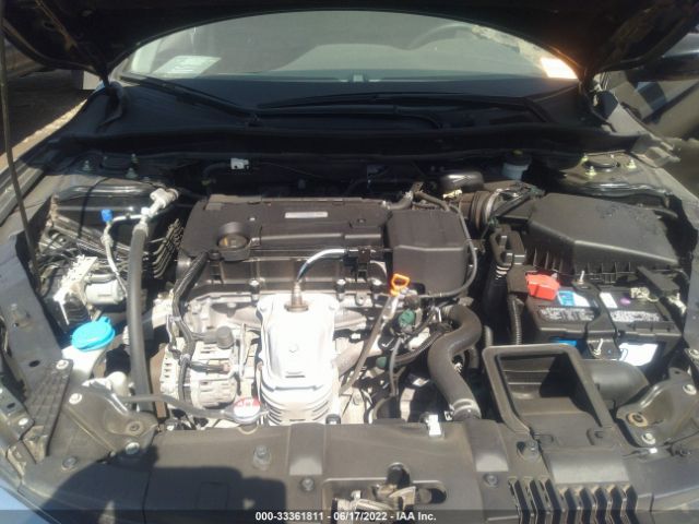 Photo 9 VIN: 1HGCR2F39HA205081 - HONDA ACCORD SEDAN 