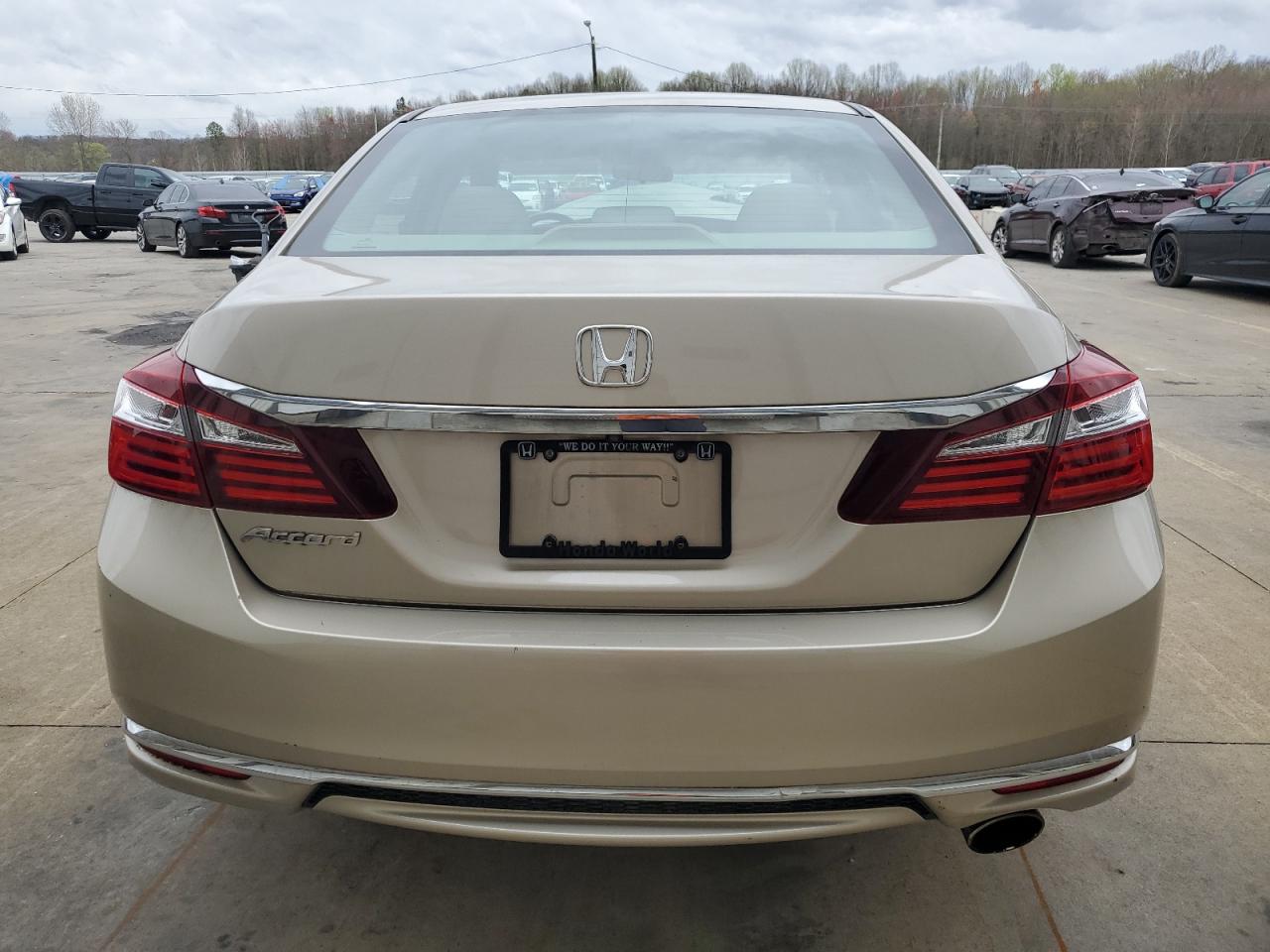 Photo 5 VIN: 1HGCR2F39HA211267 - HONDA ACCORD 