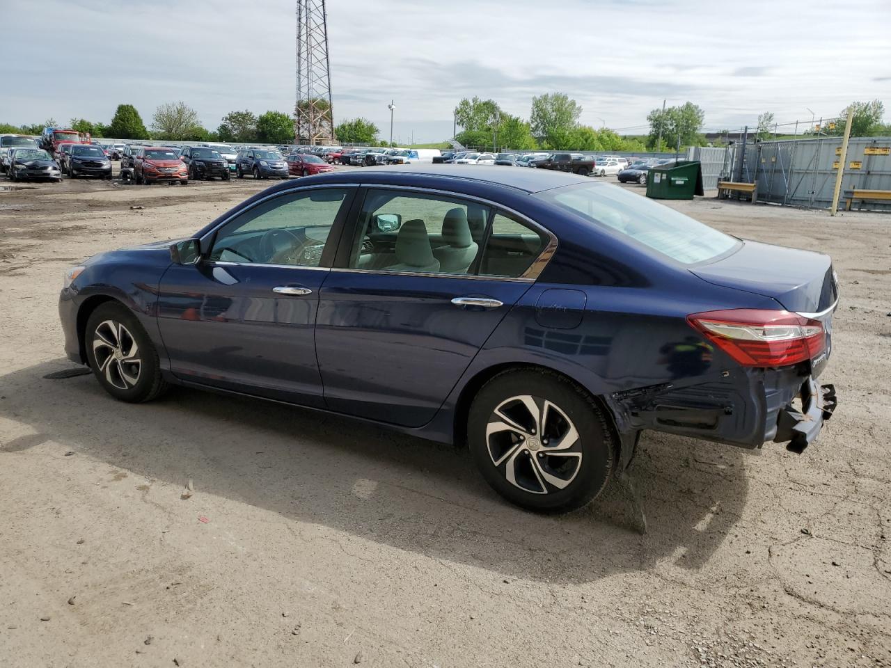 Photo 1 VIN: 1HGCR2F39HA236900 - HONDA ACCORD 