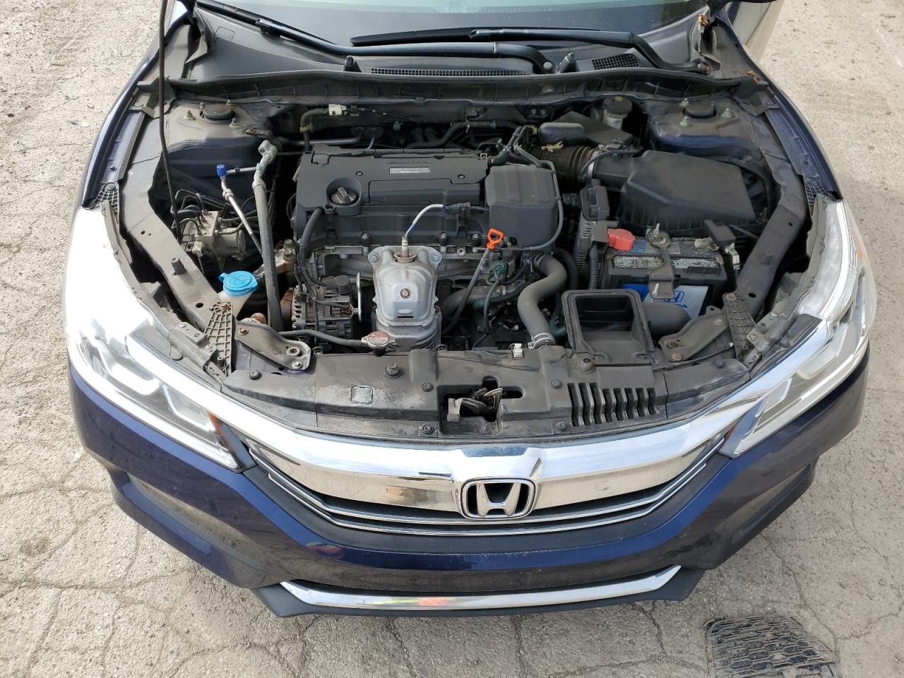 Photo 10 VIN: 1HGCR2F39HA236900 - HONDA ACCORD 