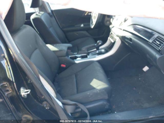 Photo 4 VIN: 1HGCR2F39HA247797 - HONDA ACCORD 