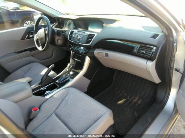 Photo 4 VIN: 1HGCR2F39HA251347 - HONDA ACCORD SEDAN 