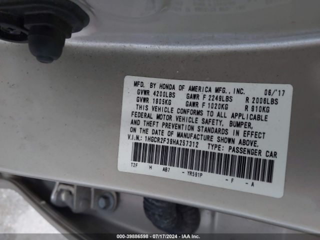 Photo 8 VIN: 1HGCR2F39HA257312 - HONDA ACCORD 