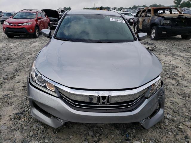 Photo 4 VIN: 1HGCR2F39HA290634 - HONDA ACCORD LX 