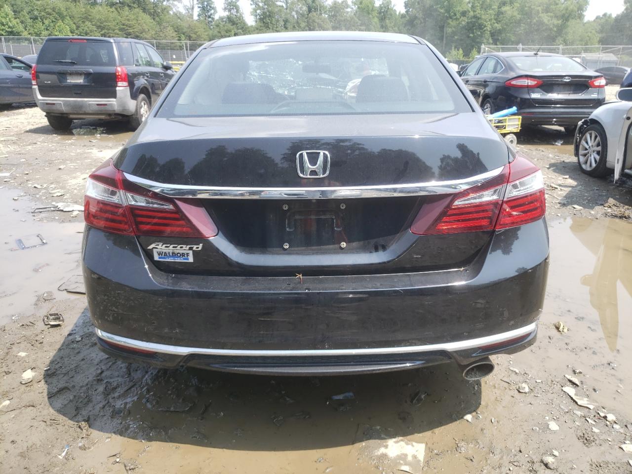 Photo 5 VIN: 1HGCR2F39HA291685 - HONDA ACCORD 