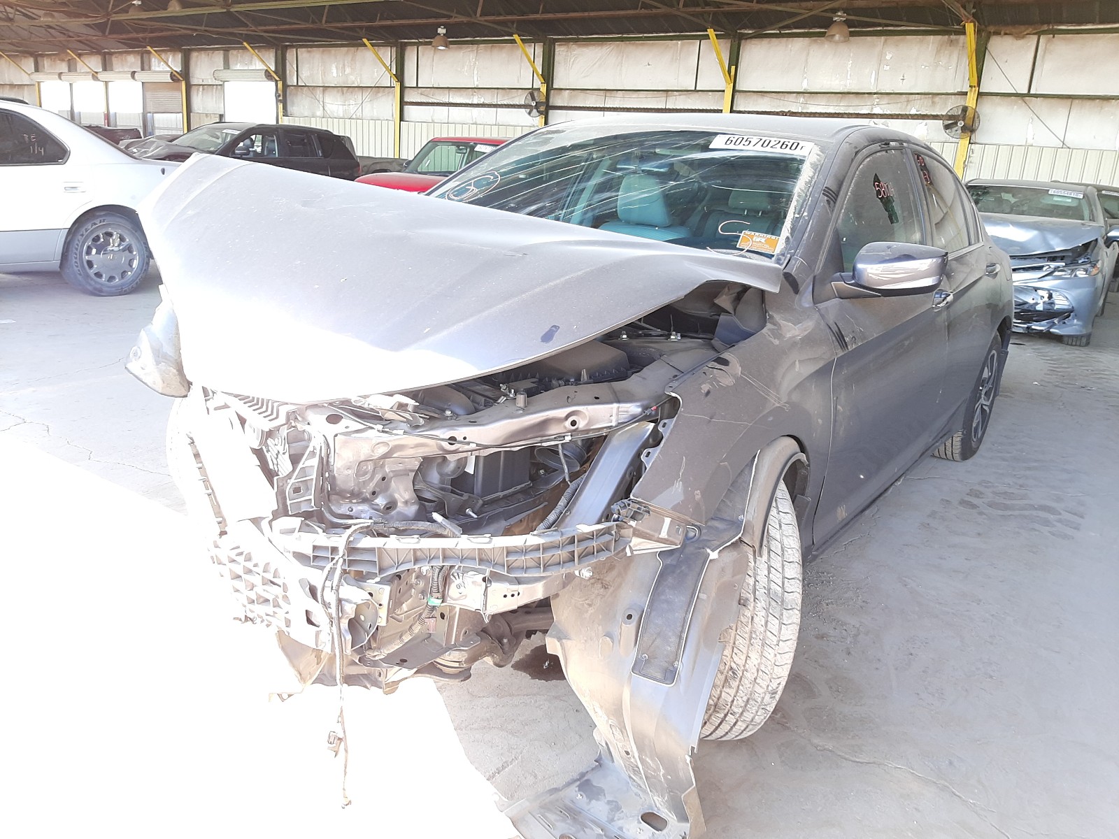 Photo 1 VIN: 1HGCR2F39HA298989 - HONDA ACCORD LX 