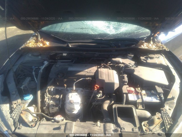 Photo 9 VIN: 1HGCR2F3XDA011959 - HONDA ACCORD SDN 