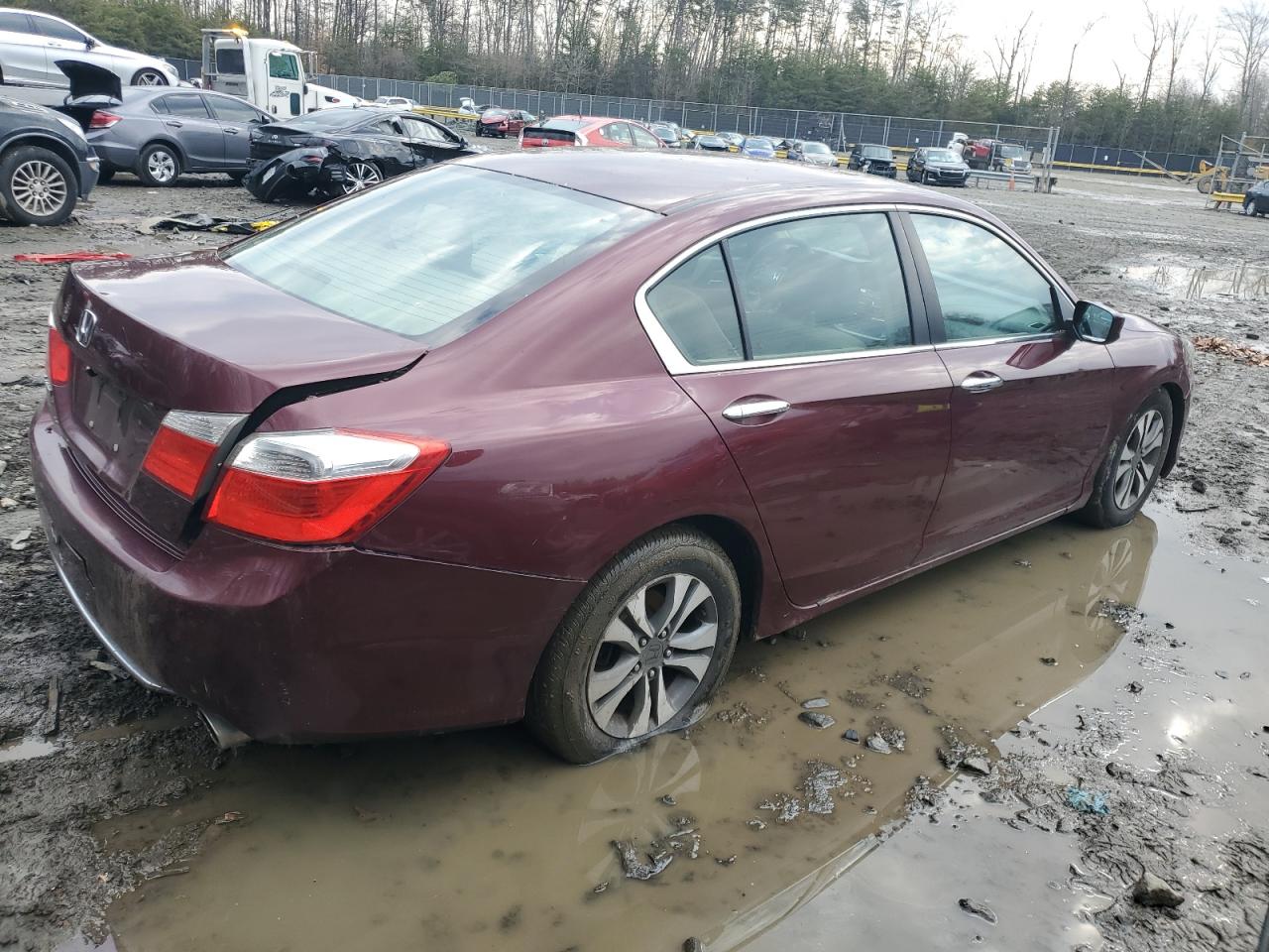 Photo 2 VIN: 1HGCR2F3XDA050941 - HONDA ACCORD 