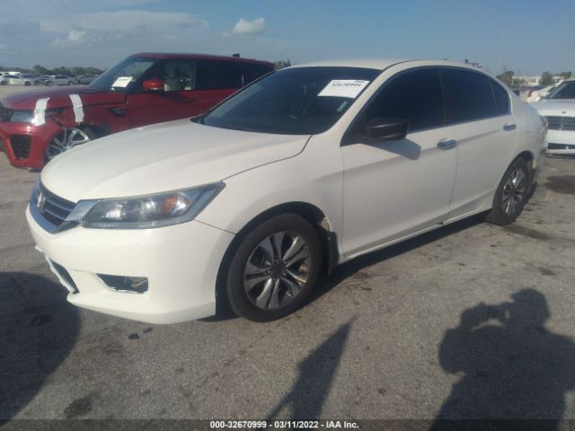 Photo 1 VIN: 1HGCR2F3XDA105002 - HONDA ACCORD SDN 