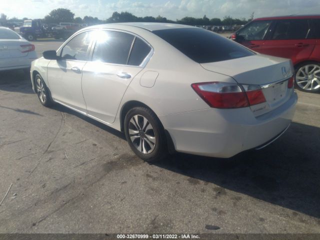 Photo 2 VIN: 1HGCR2F3XDA105002 - HONDA ACCORD SDN 