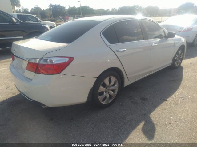 Photo 3 VIN: 1HGCR2F3XDA105002 - HONDA ACCORD SDN 