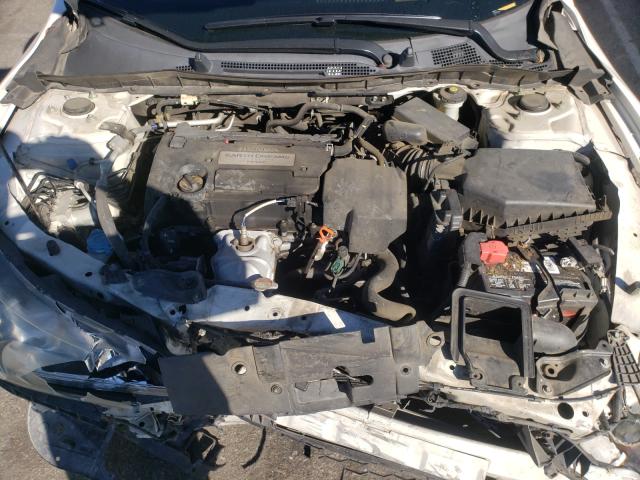 Photo 6 VIN: 1HGCR2F3XDA107557 - HONDA ACCORD LX 