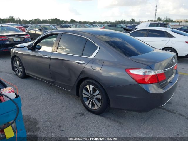 Photo 2 VIN: 1HGCR2F3XDA122141 - HONDA ACCORD 