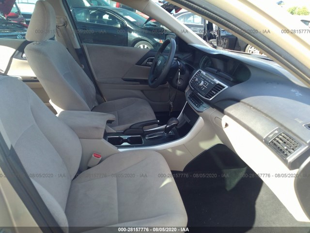 Photo 4 VIN: 1HGCR2F3XDA146875 - HONDA ACCORD SDN 