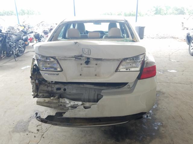 Photo 8 VIN: 1HGCR2F3XDA215516 - HONDA ACCORD LX 