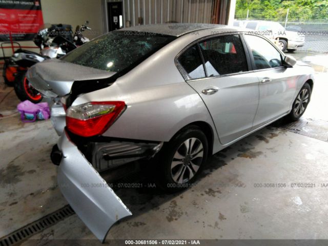 Photo 3 VIN: 1HGCR2F3XDA283606 - HONDA ACCORD SDN 