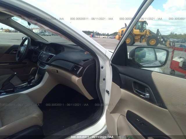 Photo 4 VIN: 1HGCR2F3XEA128183 - HONDA ACCORD SEDAN 