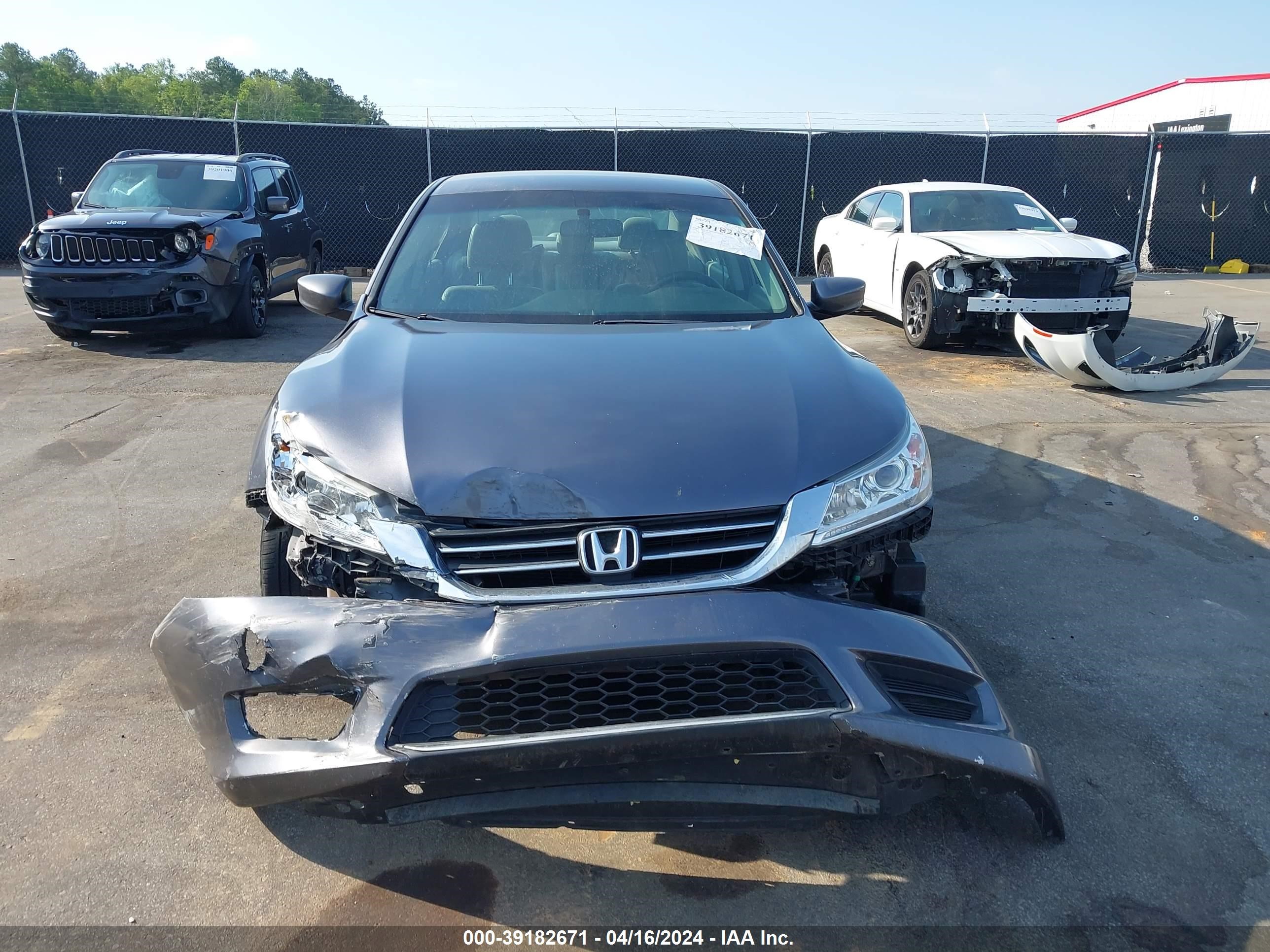 Photo 12 VIN: 1HGCR2F3XEA163919 - HONDA ACCORD 