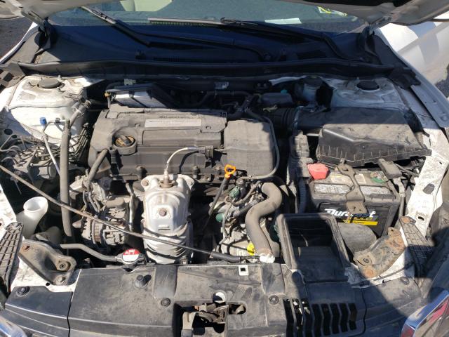 Photo 6 VIN: 1HGCR2F3XEA181420 - HONDA ACCORD LX 