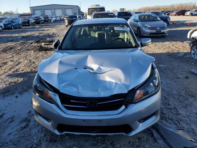 Photo 4 VIN: 1HGCR2F3XEA302222 - HONDA ACCORD LX 