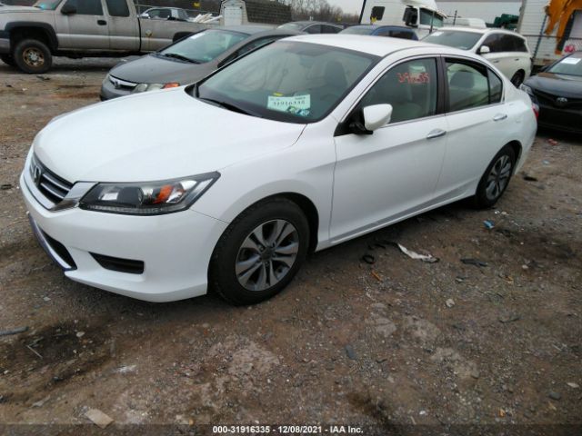 Photo 1 VIN: 1HGCR2F3XFA026111 - HONDA ACCORD SEDAN 