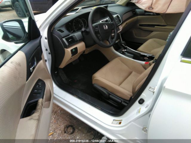 Photo 4 VIN: 1HGCR2F3XFA026111 - HONDA ACCORD SEDAN 