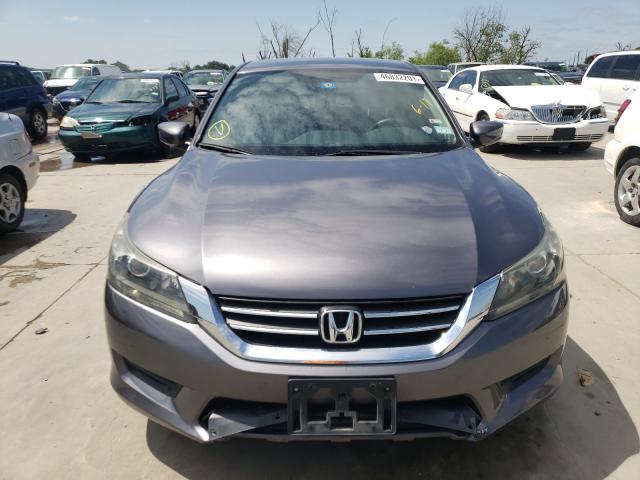 Photo 8 VIN: 1HGCR2F3XFA031910 - HONDA ACCORD LX 