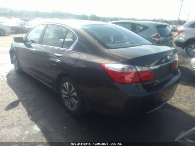 Photo 2 VIN: 1HGCR2F3XFA040431 - HONDA ACCORD SEDAN 