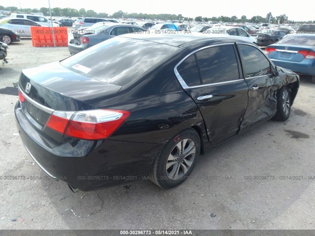 Photo 3 VIN: 1HGCR2F3XFA041837 - HONDA ACCORD SEDAN 