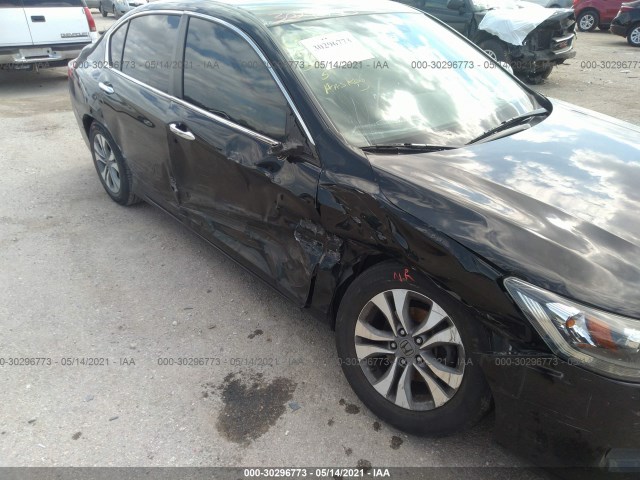 Photo 5 VIN: 1HGCR2F3XFA041837 - HONDA ACCORD SEDAN 