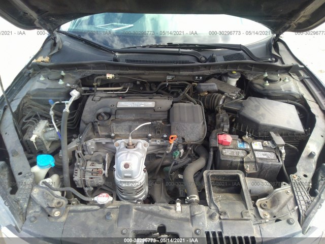 Photo 9 VIN: 1HGCR2F3XFA041837 - HONDA ACCORD SEDAN 