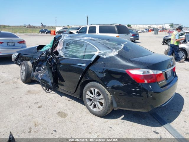 Photo 2 VIN: 1HGCR2F3XFA047251 - HONDA ACCORD 